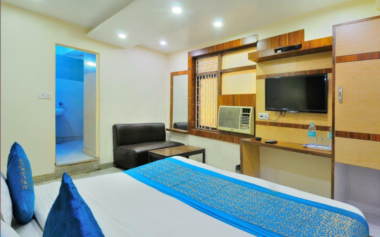 Hotel Lahorimal Deluxe Nowe Delhi Zewnętrze zdjęcie